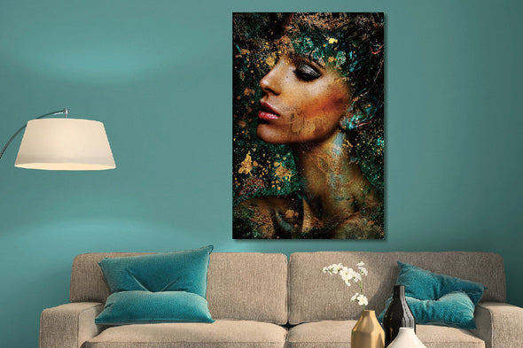 Schilderij 80x120 Vrouw met goud-groene verf (Glas)