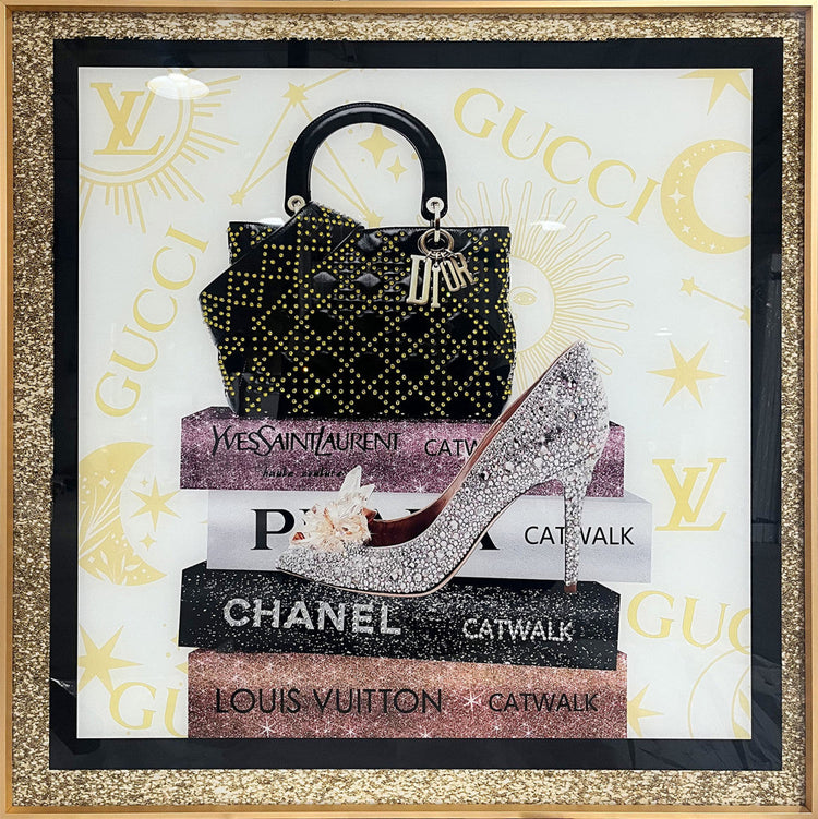 Schilderij met kristallen en lijst 80x80 Tas op boeken (Glas)