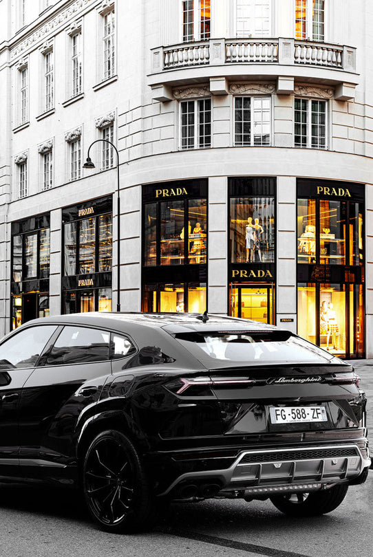 Schilderij 80x120 Auto voor winkel (Glas)