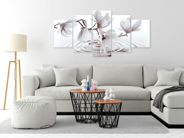Schilderij - Magnolias over Water (5 Parts) Wide Grey (Canvas)