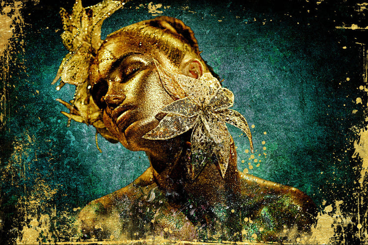 Schilderij 120x80 Goud geschminkte vrouw met bloem (Glas)