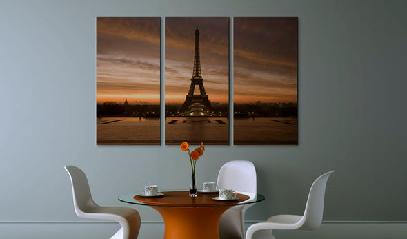 Foto schilderij - Eiffel Tower at dusk