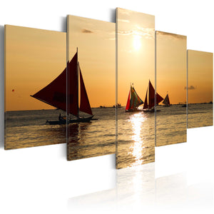 Foto schilderij - Sailbloats at dusk