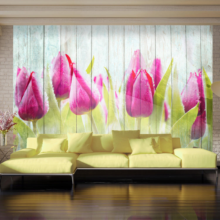 Fotobehang - Tulips on white wood