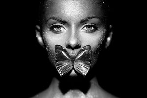 Aluminium schilderij Butterfly Lips fotokunst